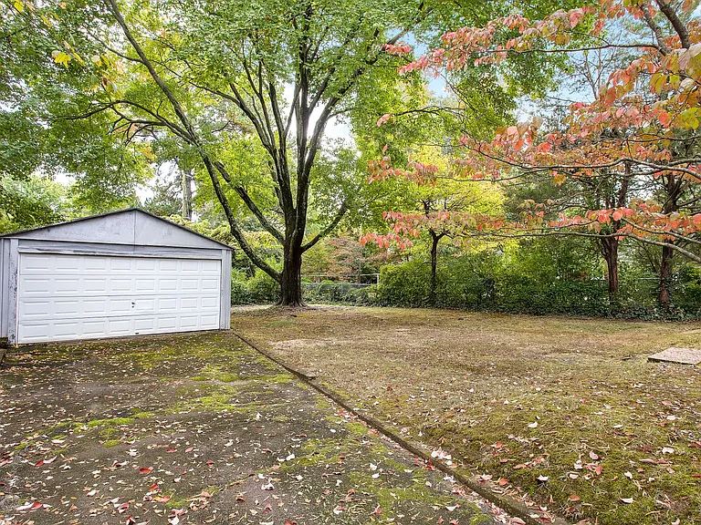1301 Orchard Rd — Photo 33