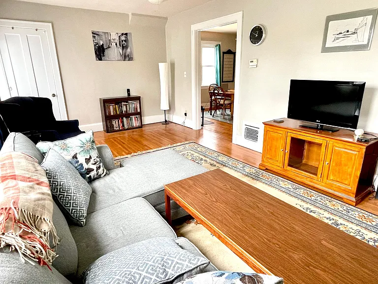 3962 Taylor Ave #2 — Photo 2