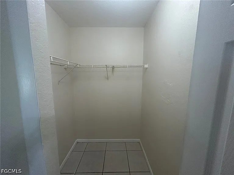 215-217 SE 23rd Pl #215 — Photo 9