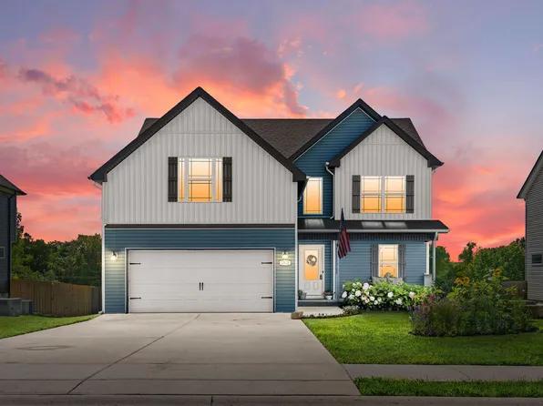 1328 Sussex Dr, Clarksville, TN 37042