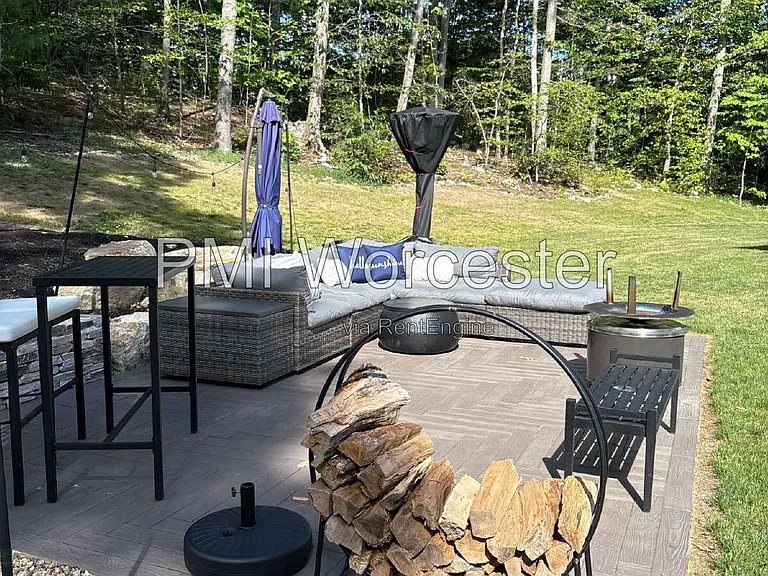 18 Lake Ave — Photo 38