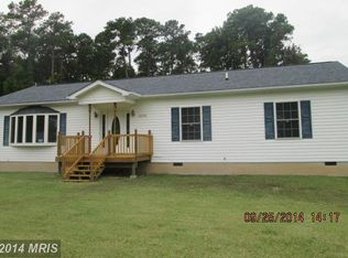 18039 Cypress Dr, Cobb Island, MD