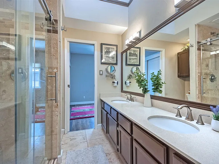 5701 Gaston Ave #8 — Photo 27