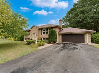 6 Faircrest Blvd, Kingston, ON K7L4V1
