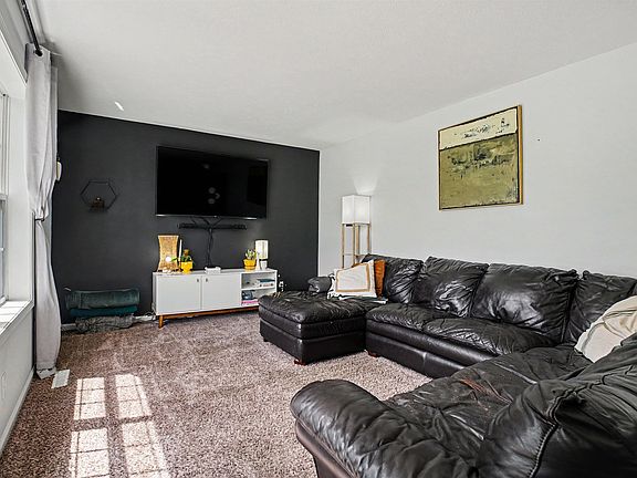 3rd image of 15237 County Road 44