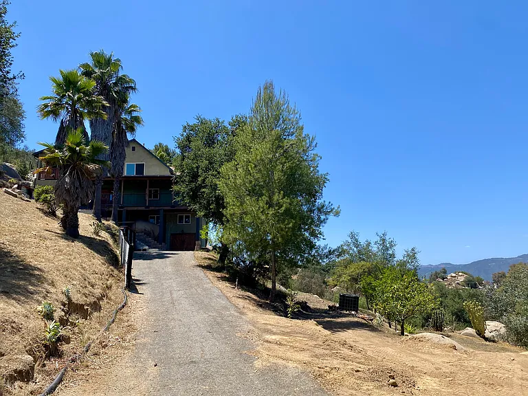 2761 Joan Ln — Photo 122