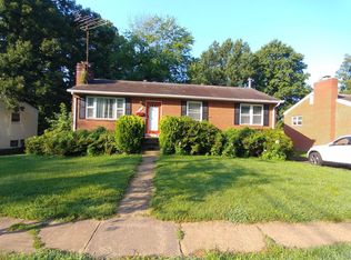 1201 Offutt Dr, Falls Church, VA 22046
