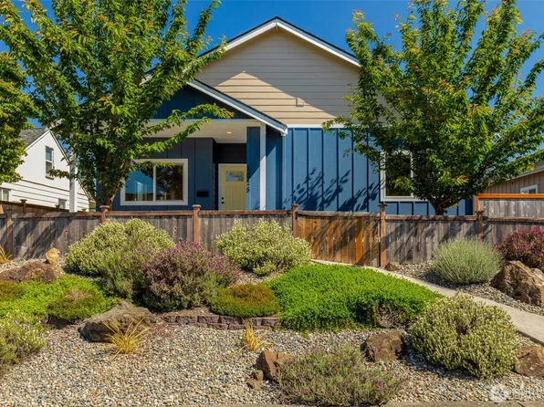 1025 S 59th Street, Tacoma, WA 98408