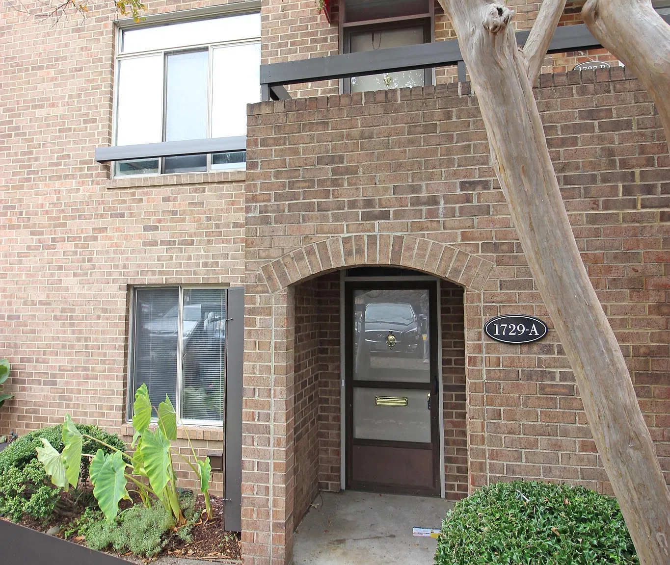 2 bed, 1232 sqft, $2,650 — Photo 1