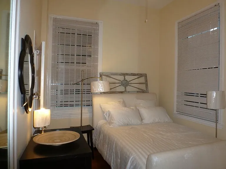 1809 Pine St #2R — Photo 5