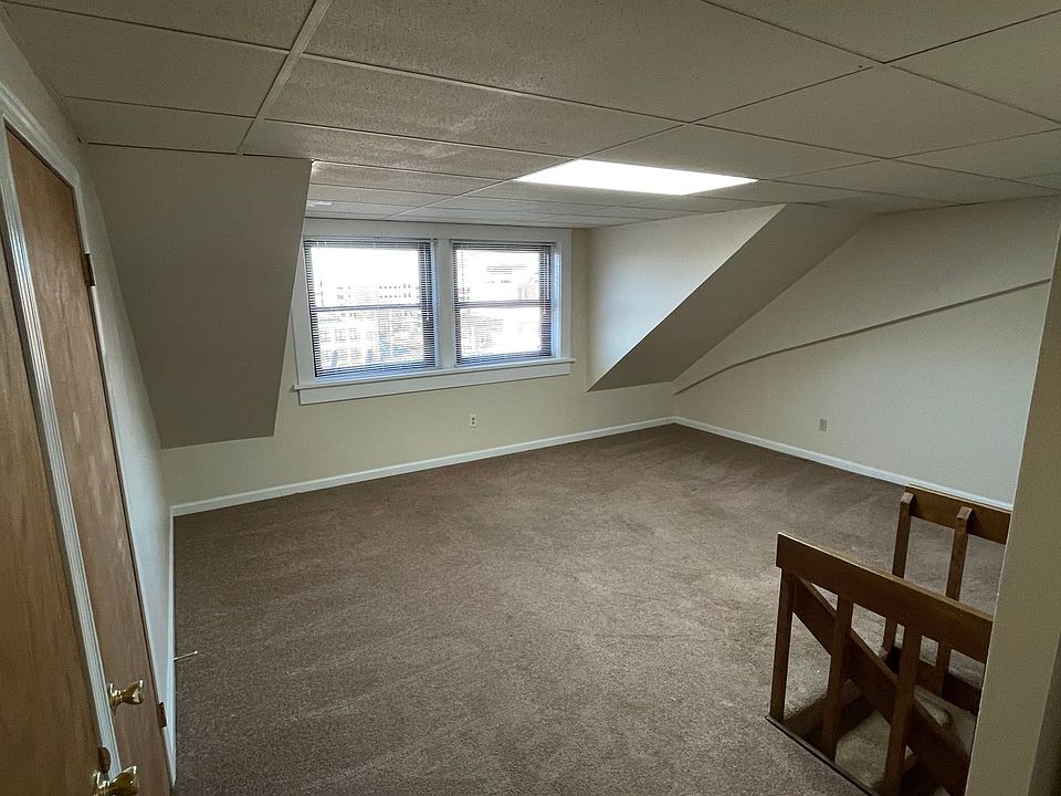 Building Photo 4