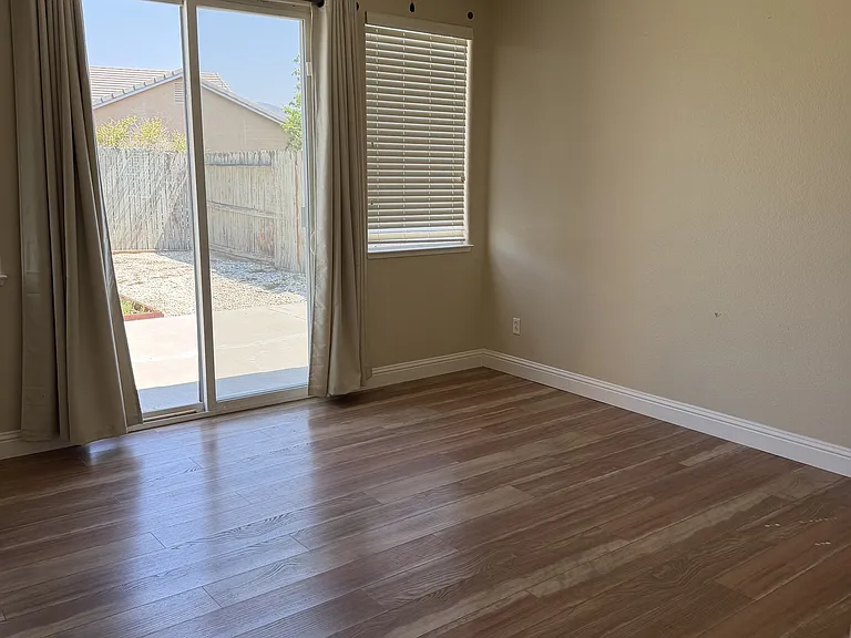 1825 D Arques Ct — Photo 10