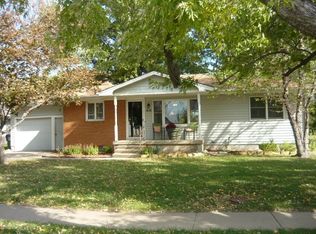 410 N Main St, Hesston, KS 67062