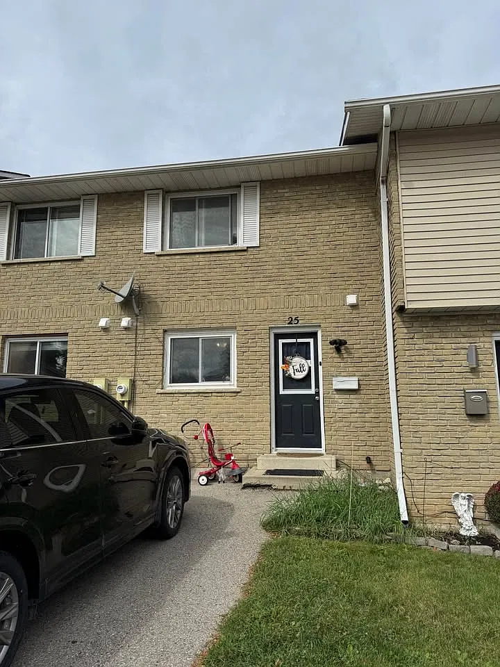 3 bed, 1.5 bath, $2,150 — Photo 1