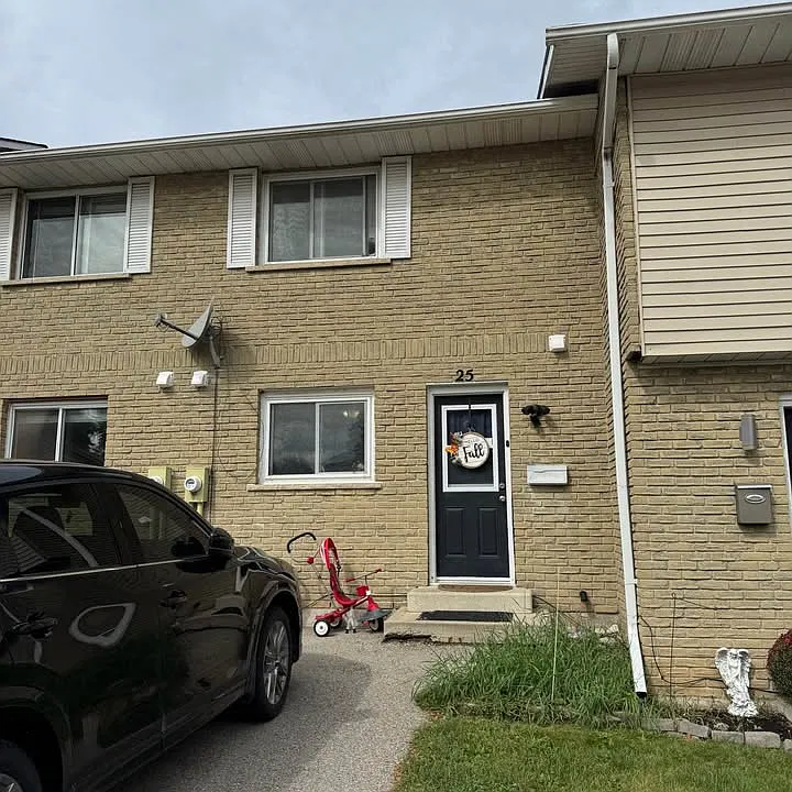 1057 Nellis St #25