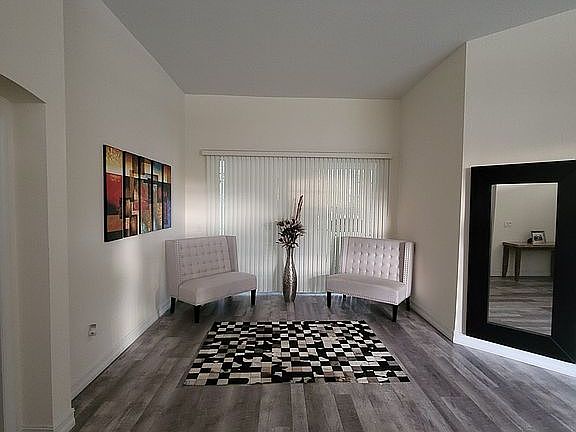 3rd image of 3301 Kilmer Pl