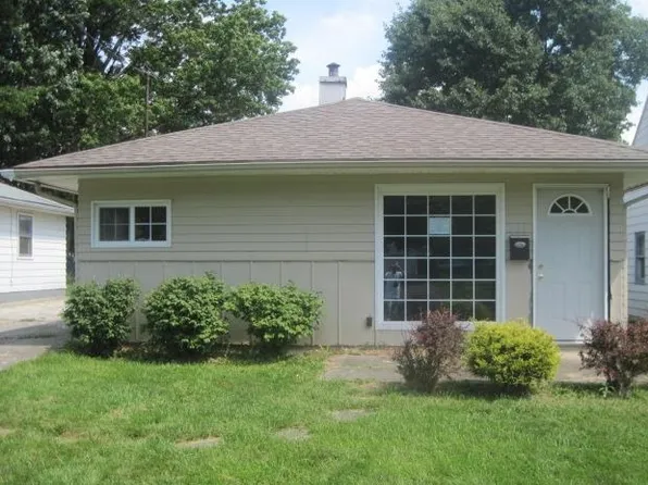 221 Carnegie Ave, Youngstown, OH 44515