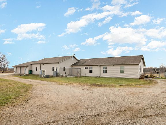 3rd image of 90590 County Road 215