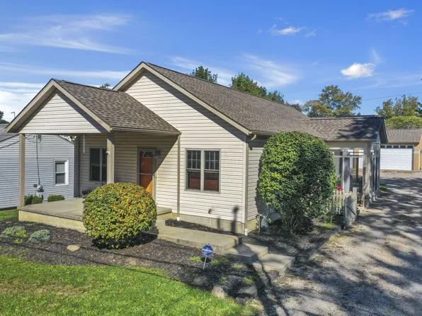 2582 E Park St, Millersport, OH 43046