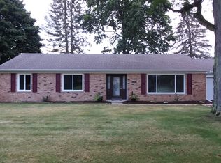 19300 Sundale Dr, South Bend, IN