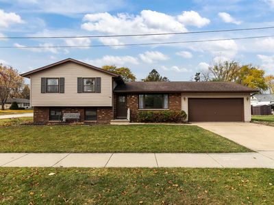 905 Bauman St, Oshkosh, WI, 54902