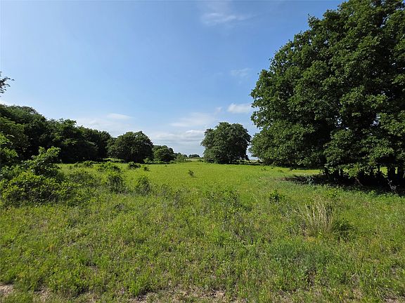 3rd image of 375 Ea Rd