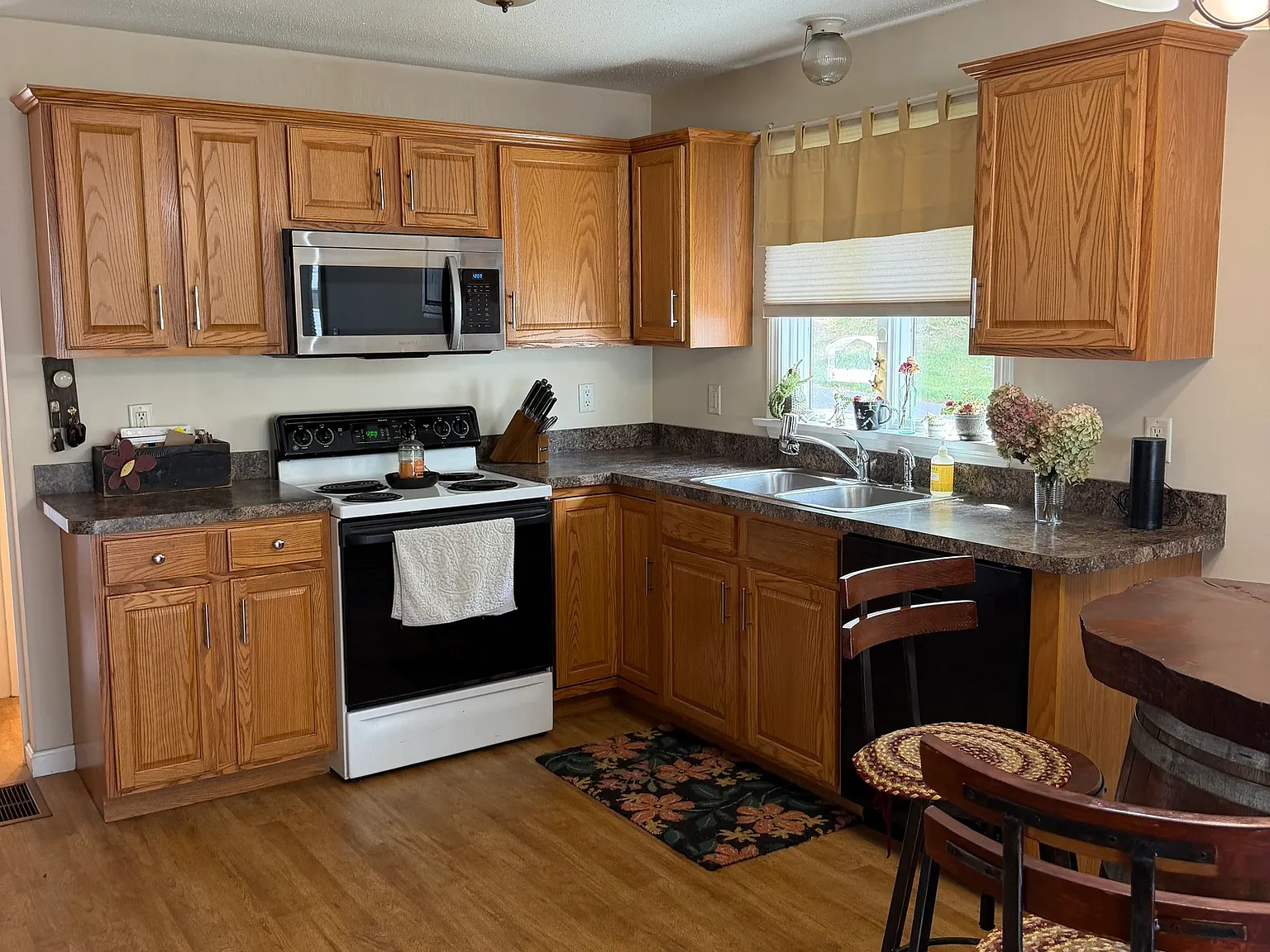 1 bed, 1.0 bath, 662 sqft, $1,500 — Photo 2