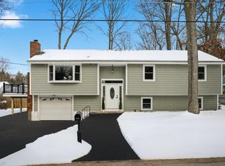 28 Notre Dame Avenue, Allenstown, NH 03275