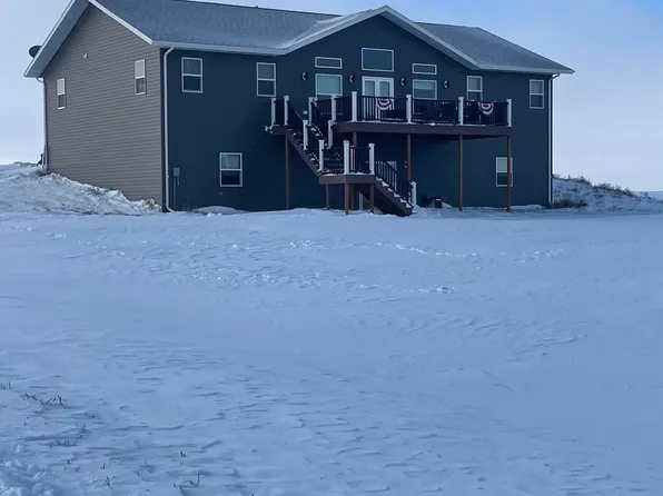 11492 46th St NW, Watford City, ND 58854