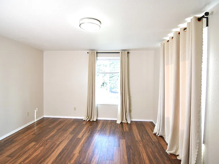 2739 Walker Ct SE — Photo 13