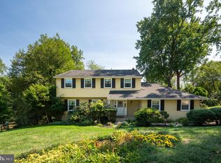 5449 Crestline Rd, Wilmington, DE 19808