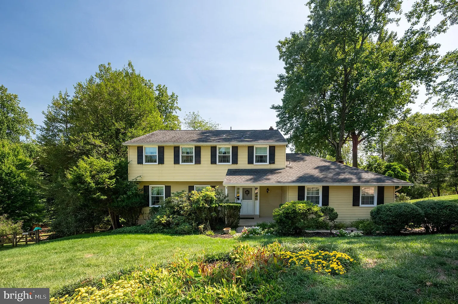5449 Crestline Rd photo 1