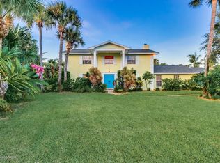 205 Flamingo Ln, Melbourne Beach, FL 32951