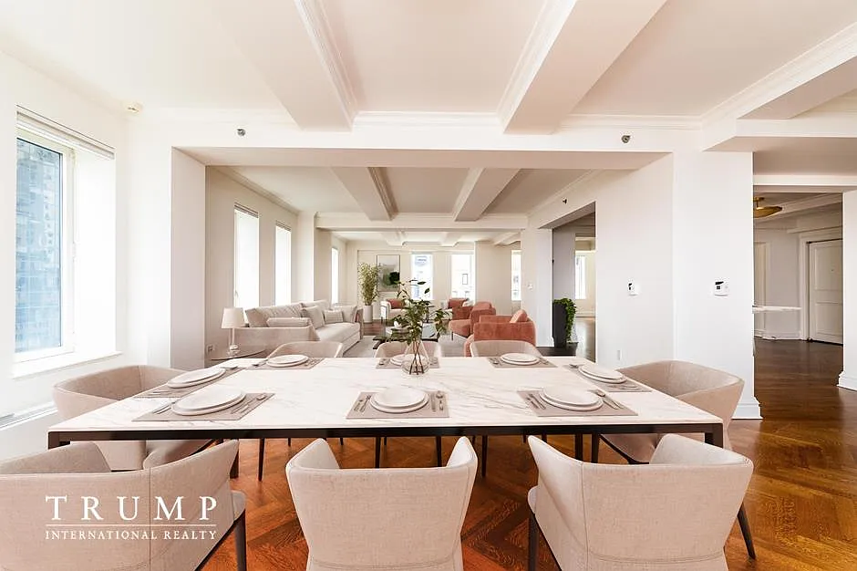 502 Park Avenue — Photo 3