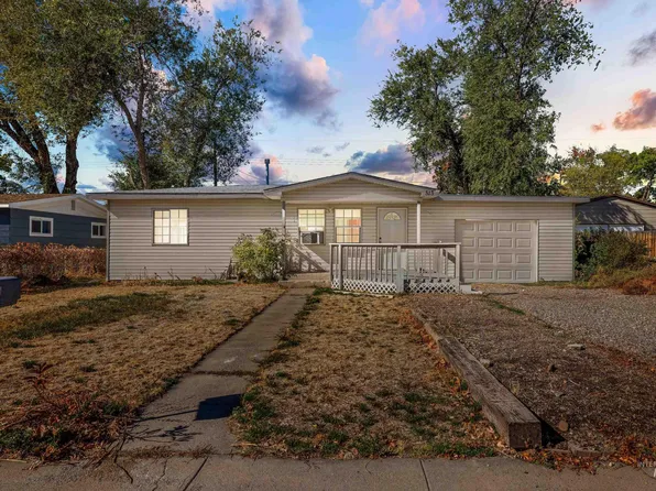313 Baker Dr, Mtn Home, ID 83647