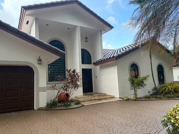 16421 NW 84th Ave, Miami Lakes, FL 33016