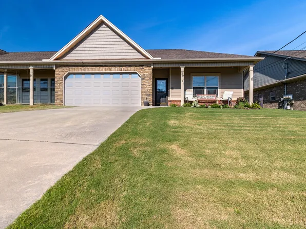 59 Southshore Dr, Fort Oglethorpe, GA 30742