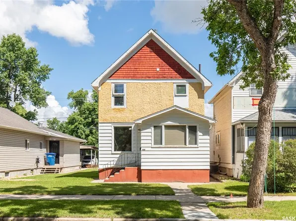 430 Duffield STREET W, Moose Jaw, SK S6H 5H8