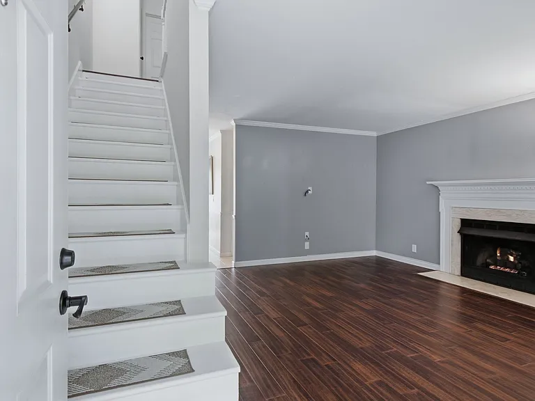 1236 Carriage Park Dr — Photo 7
