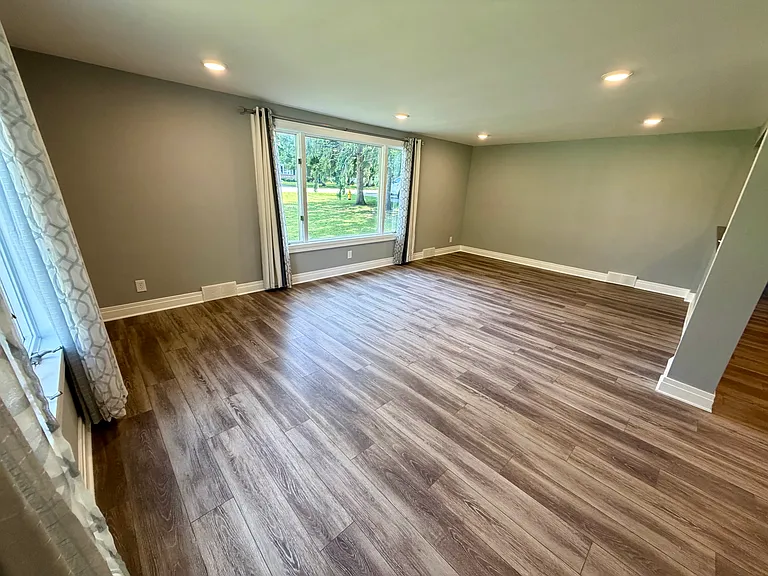 6212 New Taylor Rd — Photo 11