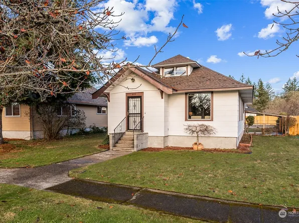 409 Louviers Avenue, Dupont, WA 98327