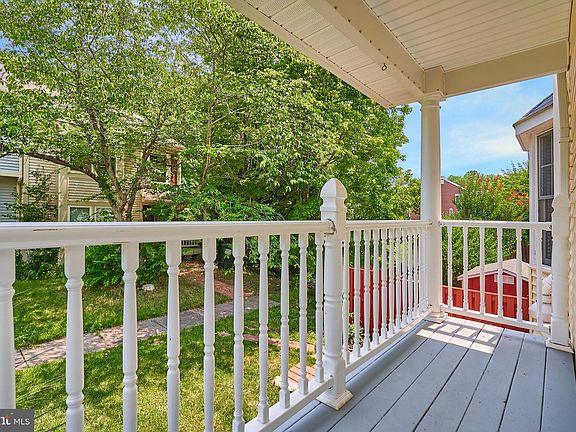3rd image of 11551 Hill Meade Ln