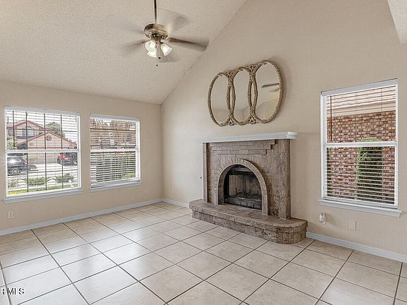 4th image of 12249 Delacroix Dr