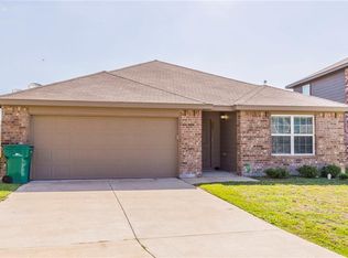 209 Turning Tree Rd, Wilmer, TX 75172