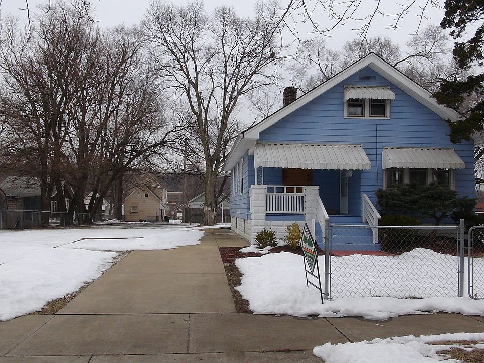 1st image of 1609 W Kettelle St