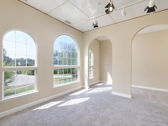 9021 Pleasant Ln — Photo 10