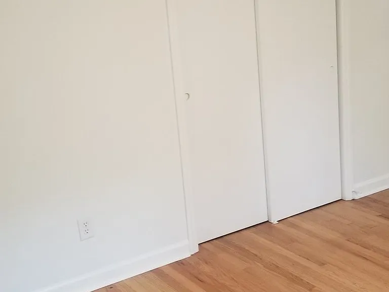 1439 Allen St — Photo 21
