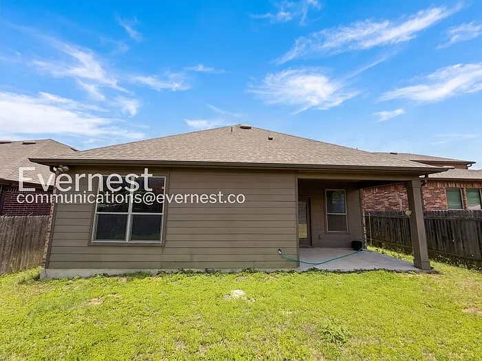 1705 Garamond Ln — Photo 13