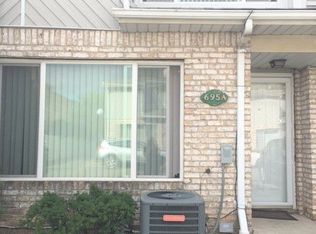 695A Barlow Ave, Staten Island, NY 10312