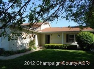 304 Nelson Ct, Champaign, IL